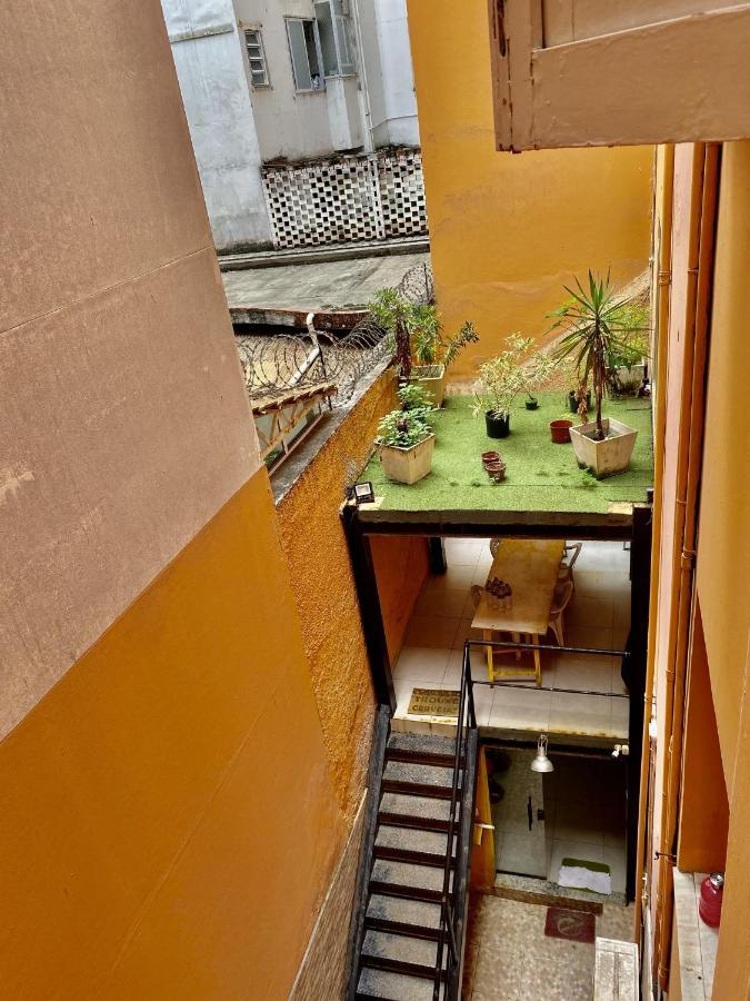Rio Guesthouse - Um Quarteirao Da Praia De Copacabana Rio de Janeiro Exteriör bild