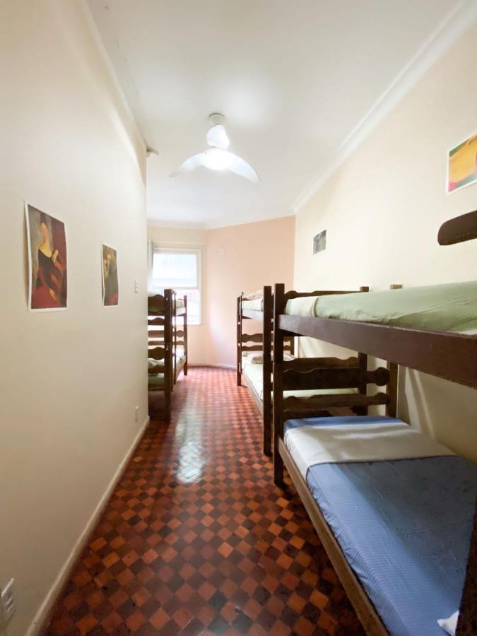 Rio Guesthouse - Um Quarteirao Da Praia De Copacabana Rio de Janeiro Exteriör bild