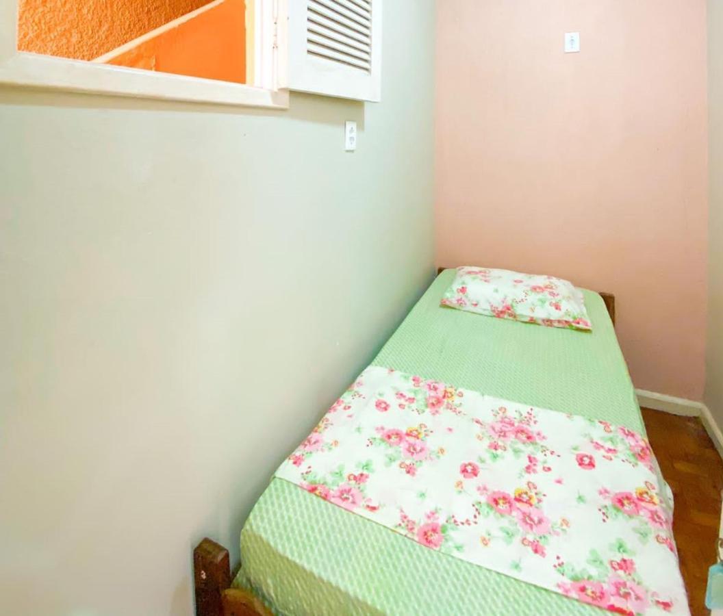 Rio Guesthouse - Um Quarteirao Da Praia De Copacabana Rio de Janeiro Exteriör bild