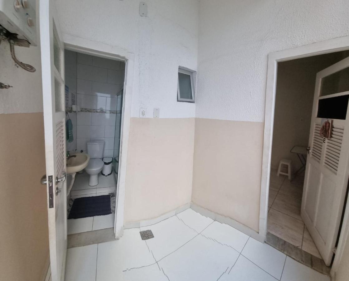 Rio Guesthouse - Um Quarteirao Da Praia De Copacabana Rio de Janeiro Exteriör bild